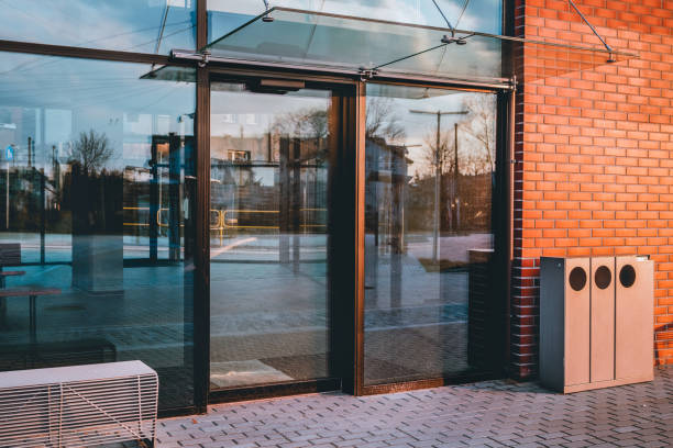 Glass Magnum commercial glazing project